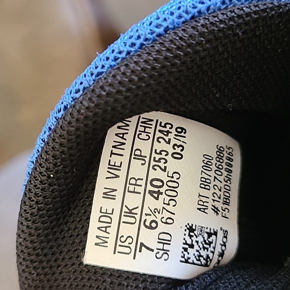 EUC Adidas cloud foam - Picture 6 of 7